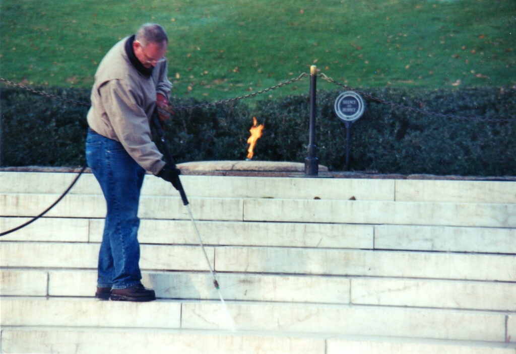 Deck cleaning and restoration service Northern Virginia – Wash My Deck